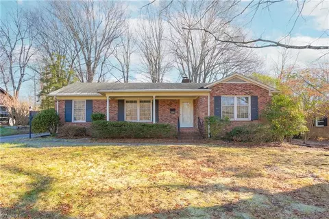 1908 Gracewood Dr, Greensboro, NC 27408