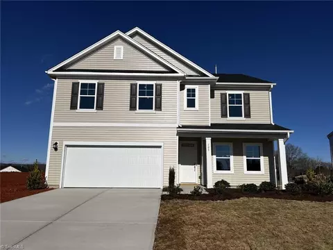 108 Palomino Dr, King, NC 27021