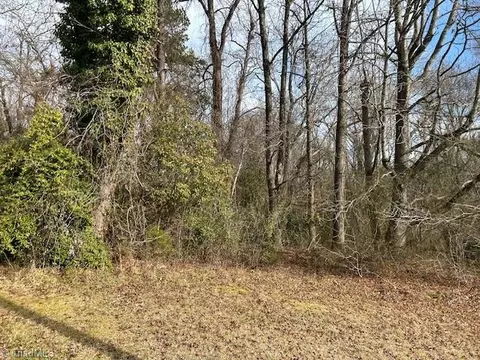 00 Grey Oaks Rd, Trinity, NC 27370