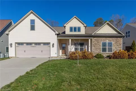 7054 Smokerise Ln, Kernersville, NC 27284