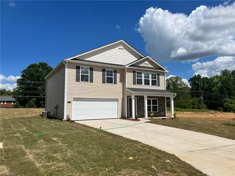 595 Leven Dr #17, Gibsonville, NC 27249