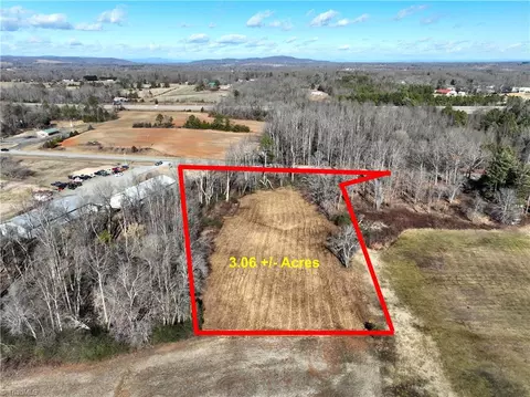 000 Rocky Branch Rd, Hamptonville, NC 27020