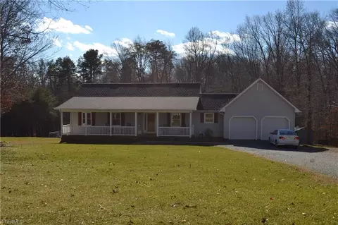 9465 Nc Highway 704, Madison, NC 27025