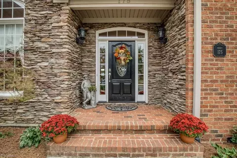 175 Orchard Park Dr, Bermuda Run, NC 27006