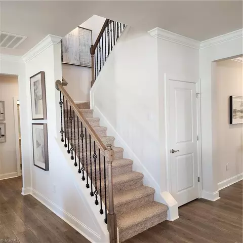 2408 Seagull Pt, High Point, NC 27265 photo 13