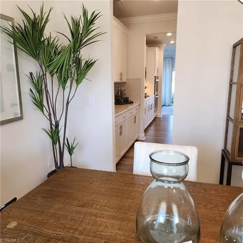 2408 Seagull Pt, High Point, NC 27265 photo 4