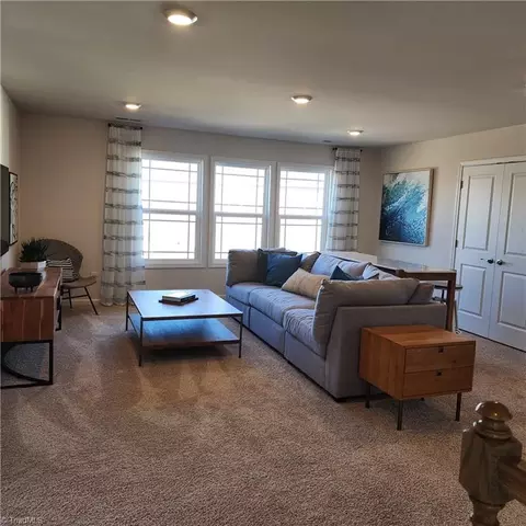 2408 Seagull Pt, High Point, NC 27265 photo 15