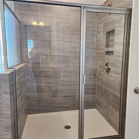 2408 Seagull Pt, High Point, NC 27265 photo 24