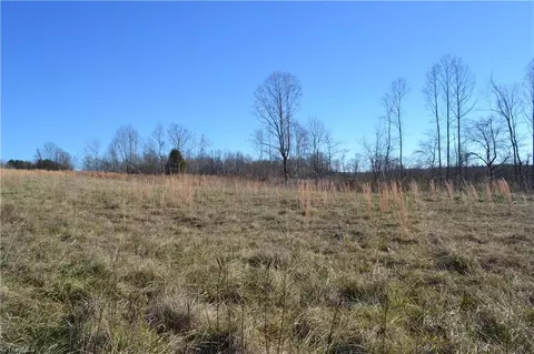 1810 Nc Highway 770, Stoneville, NC 27048