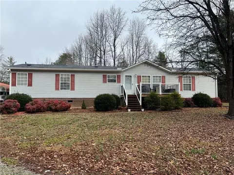 4919 Oferrell Farm Rd, Mcleansville, NC 27301