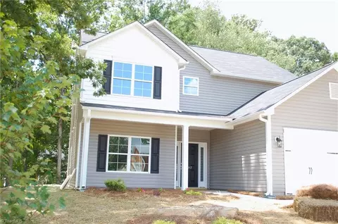 3917 Brandywine St, High Point, NC 27265