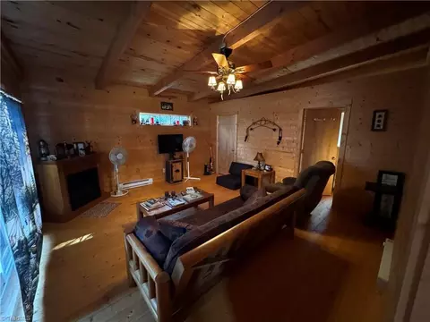 203 Eagle Nest Rd, Purlear, NC 28665 photo 6