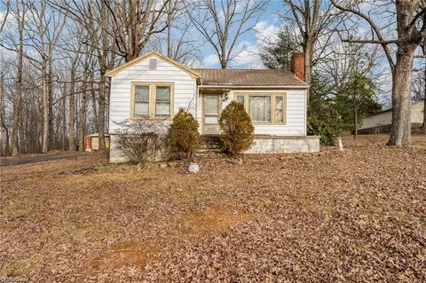236 Dundee St, Asheboro, NC 27205