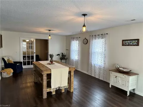 368 Salisbury St E, Denton, NC 27239 photo 7