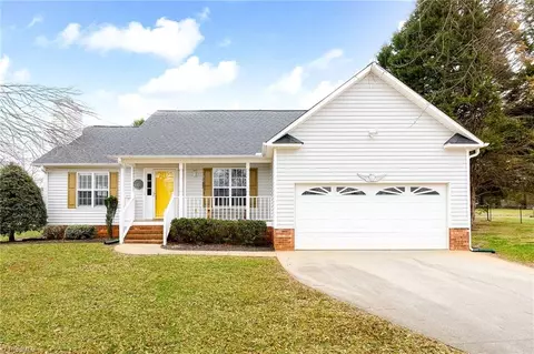 145 Winchester Rd, Advance, NC 27006