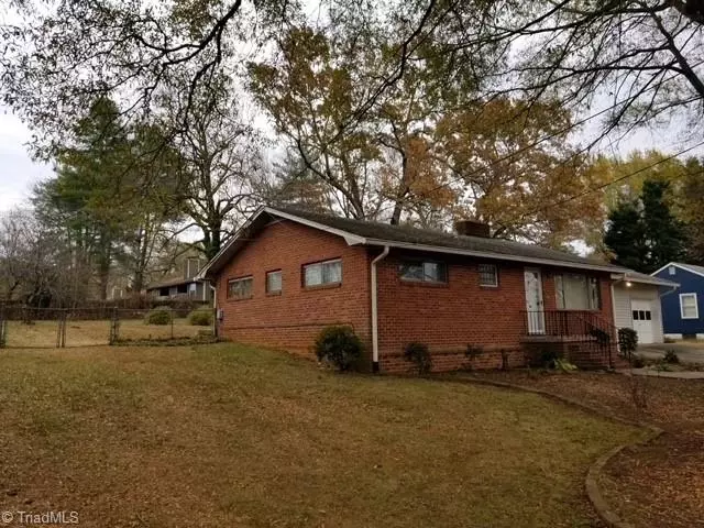  4339 Old Town Dr, Winston Salem, NC 27106 photo 4