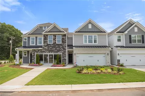 5020 Moonlight Ridge Dr, Greensboro, NC 27455