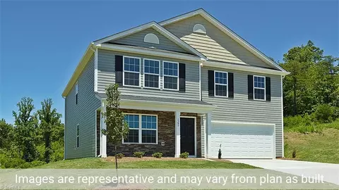 593 Towhee Trl #19, Lexington, NC 27295