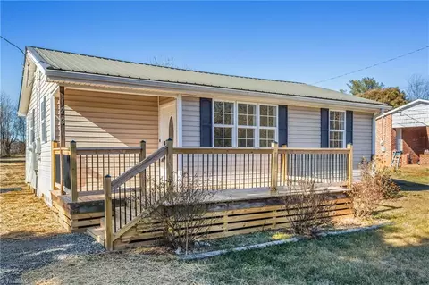 129 River Rd, Boonville, NC 27011