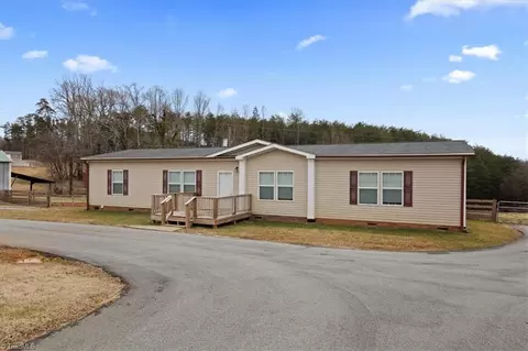 1231 William Fowler Rd, King, NC 27021