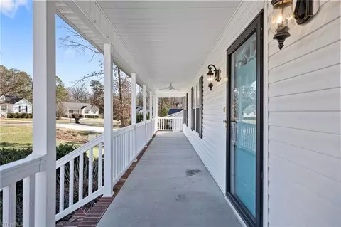 2189 Regency Dr, Randleman, NC 27317 photo 5