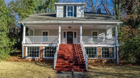 1124 W End Blvd, Winston Salem, NC 27101