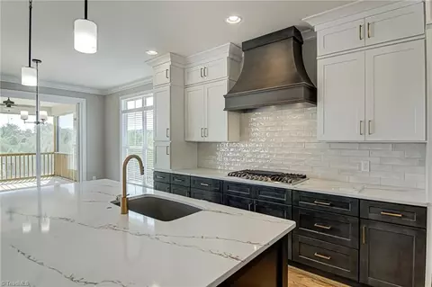 2012 Bob Jessup Dr, Greensboro, NC 27455 photo 16