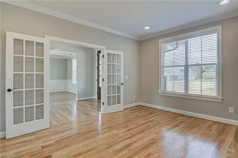 2012 Bob Jessup Dr, Greensboro, NC 27455 photo 9
