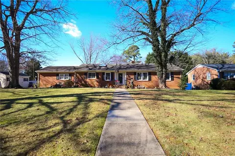303 Anchor Dr, Greensboro, NC 27410