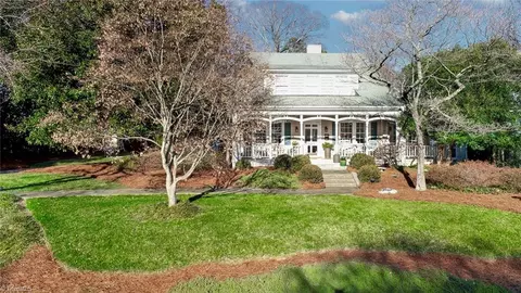 2214 2216 Pinecrest Rd, Greensboro, NC 27403