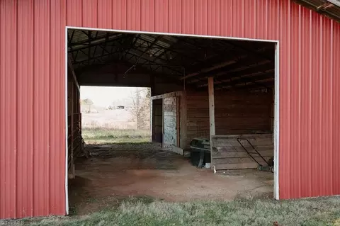 1055 Hamlin Ford Rd, Dobson, NC 27017 photo 5