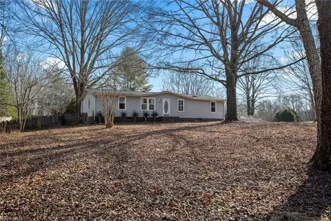 1429 Kiger Rd, Germanton, NC 27019