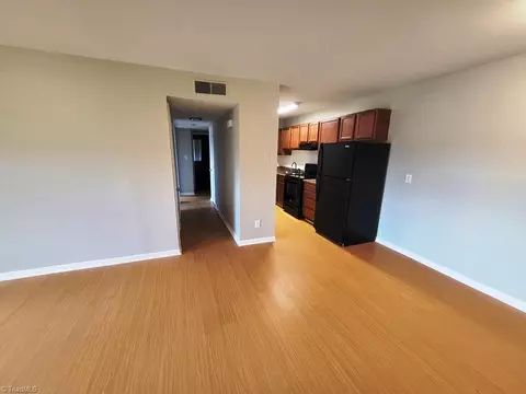 2831 N Ohenry Blvd N #C, Greensboro, NC 27405