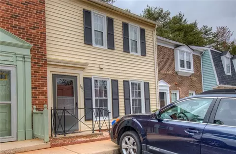 156 Charlestowne Cir, Winston Salem, NC 27103