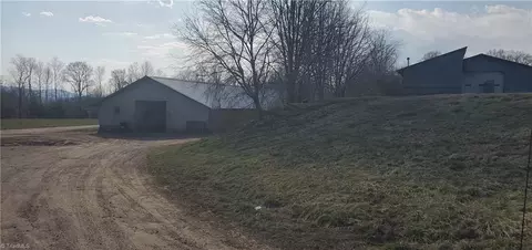 400 Mathis Mill Rd, Roaring River, NC 28669 photo 23