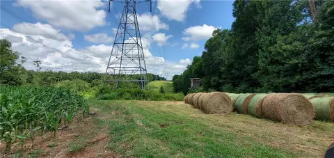 400 Mathis Mill Rd, Roaring River, NC 28669 photo 13