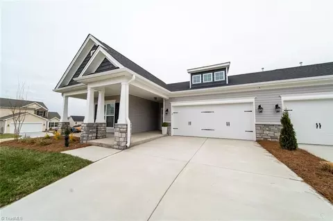 6507 Knob Creek Dr #684, Whitsett, NC 27377