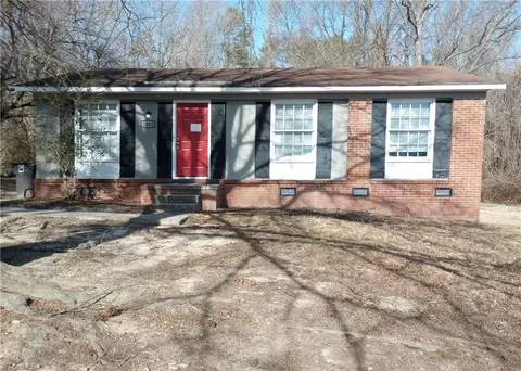 2203 Jolson Ct, Greensboro, NC 27405