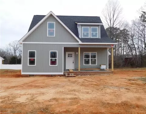 128 Roaring Creek Ln, Winston Salem, NC 27107