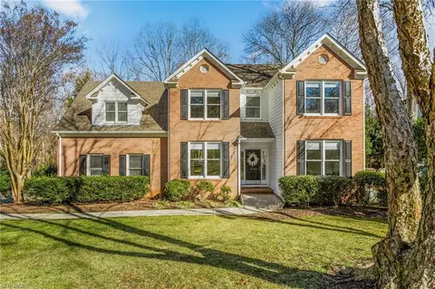 2502 Veranda Ln, Greensboro, NC 27455