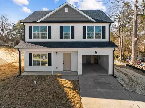 2517 Florida St W, Greensboro, NC 27407
