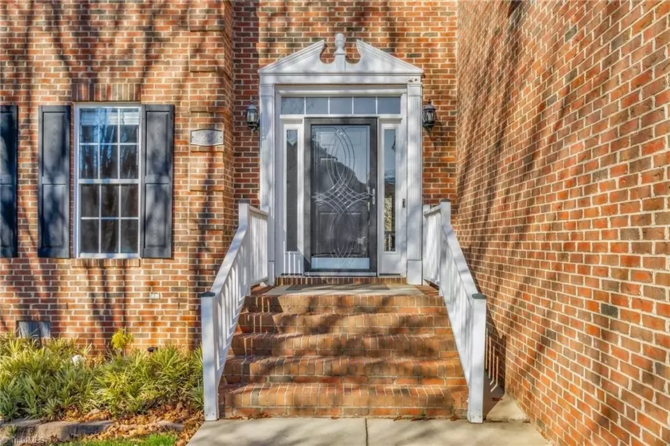 3254 Cheswick Dr, Greensboro, NC 27410 32 Photos Movoto