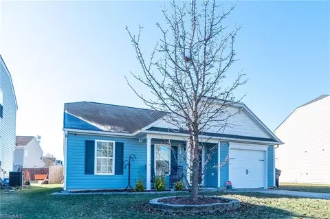 645 Thistle Dr, Burlington, NC 27217