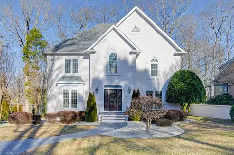 1105 Glousman Rd, Winston Salem, NC 27104
