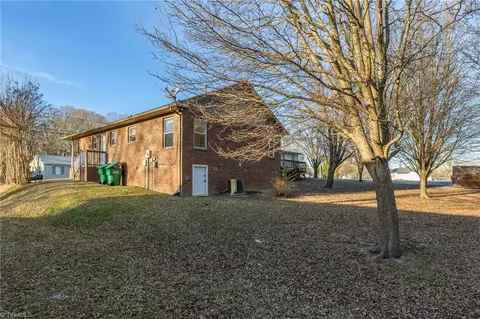 310 Avery Ave, High Point, NC 27265 photo 21