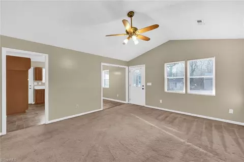 310 Avery Ave, High Point, NC 27265 photo 7