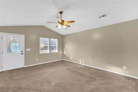 310 Avery Ave, High Point, NC 27265 photo 8
