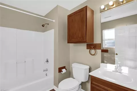 310 Avery Ave, High Point, NC 27265 photo 16