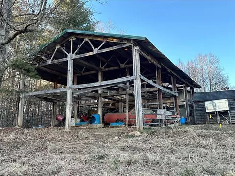 239 Beach Rd, Elkin, NC 28621 photo 17