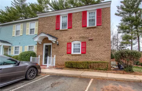 154 Charlestowne Cir, Winston Salem, NC 27103